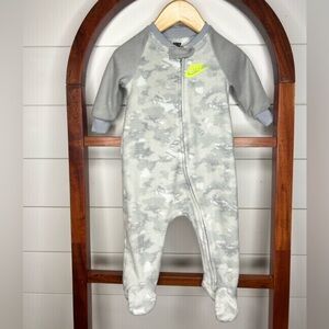 Nike Baby , Camo Gray and White Fleece Footie, 6mos.